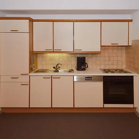 Lukas 3* 이스크글